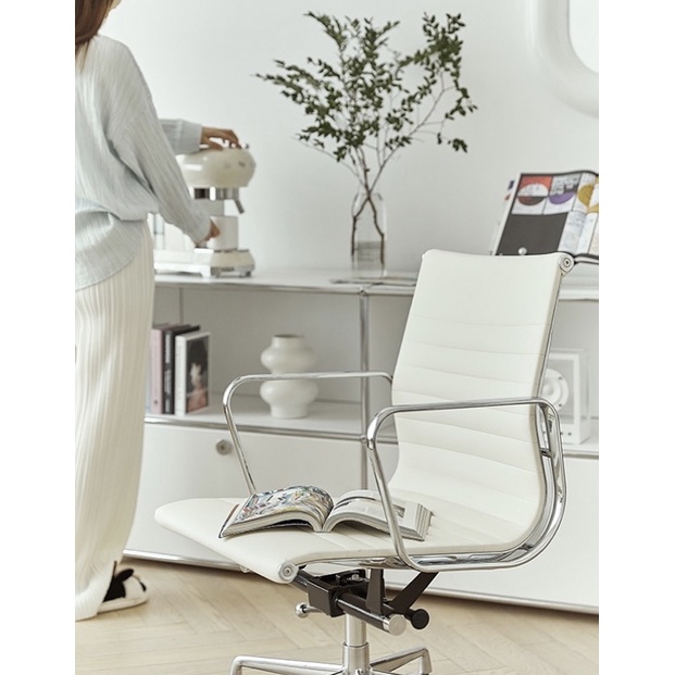 Ghế văn phòng Eames chair có trục xoay phong cách Hàn Quốc