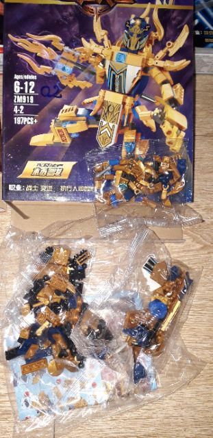 Lắp ráp 1 hộp LegoHiệp Sĩ 919 có trên 170 chi tiết