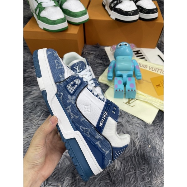 Giầy Thể Thao Louis Vuitton LV Trainer Monogram Denim White Green Xanh Trắng -Vải Bò- Đen Best Siêu Cấp Dế Khâu