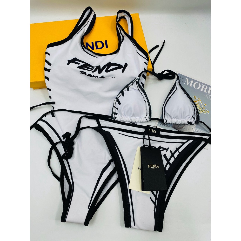 Thành Phố Mùa Thu Mới Trên Bầu Trời Trắng Một Mảnh