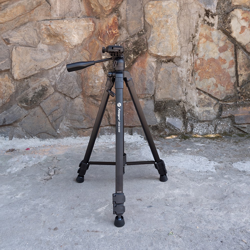 Tripod chân máy ảnh FOTOPRO DIGI-9300 tặng kèm túi đeo