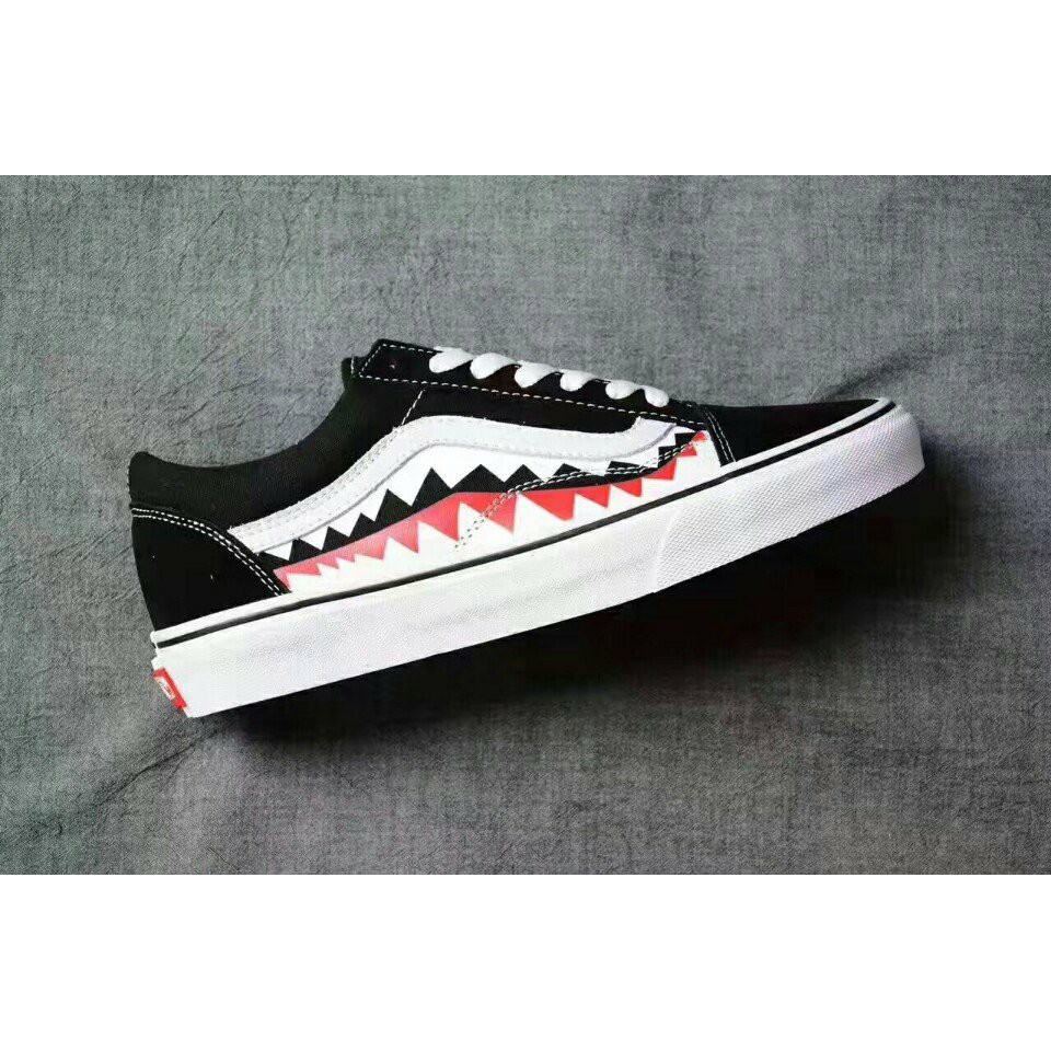 Giày Thể Thao Old Skool Cá Mập Răng Cưa Đen Trắng | BigBuy360 - bigbuy360.vn