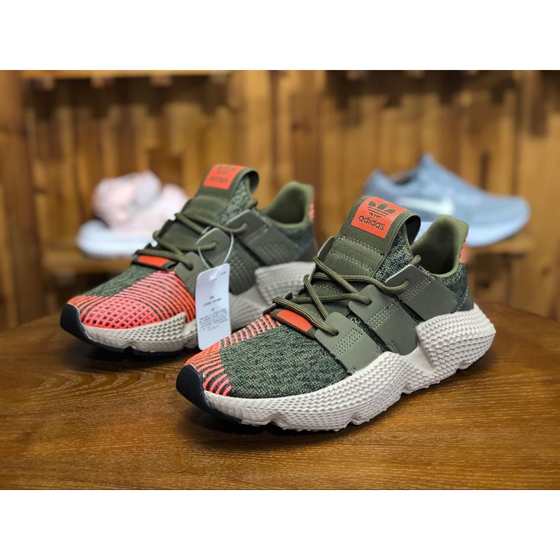 Giày sneaker prophere màu rêu cam
