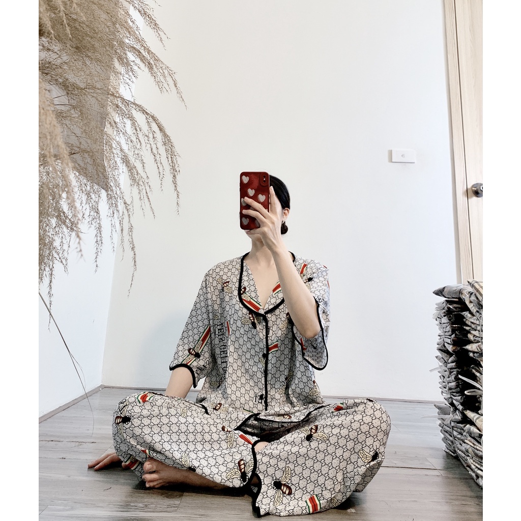 Đồ bộ Pyjama bigsize Thúy An hình ong sáng cộc dài chất lụa Mango ko nhăn mặc nhà giá rẻ dành cho nữ từ 65 - 90kg.