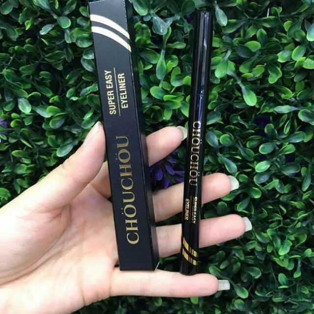 Bút Kẻ Mắt Dạ Chouchou Super Easy Eyeliner Brush