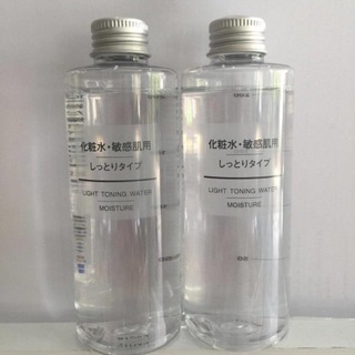 Nước hoa hồng MUji Light Toning Water High Moisture