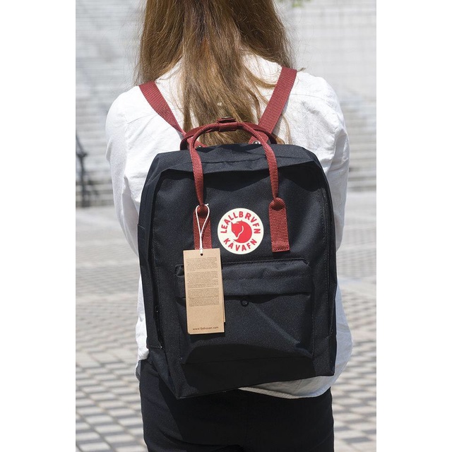 Balo Kanken Classic( đen quai đỏ)