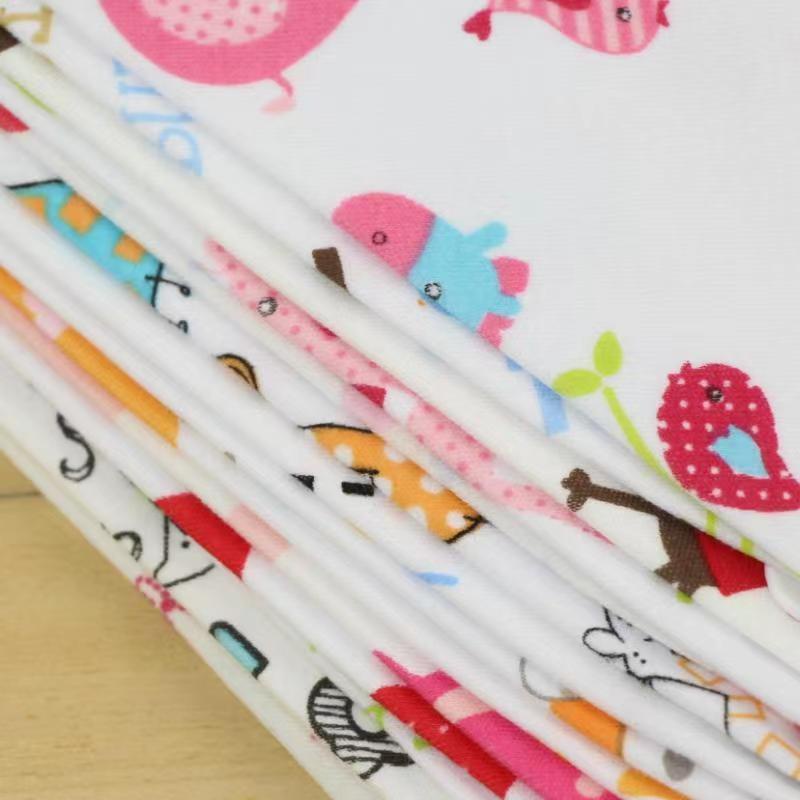 Yếm Ăn Cotton Hình Tam Giác Kiểu Hoạt Hình Xinh Xắn Cho Bé