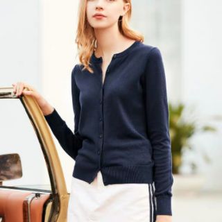 SẴN - Áo len cardigan GIORDANO dáng basic