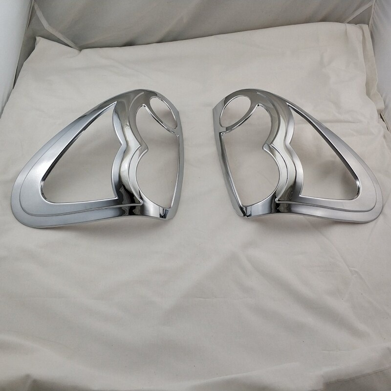 Viền bọc đèn đuôi xe hơi Mitsubishi Triton L200 2005-2011 bằng crom ABS