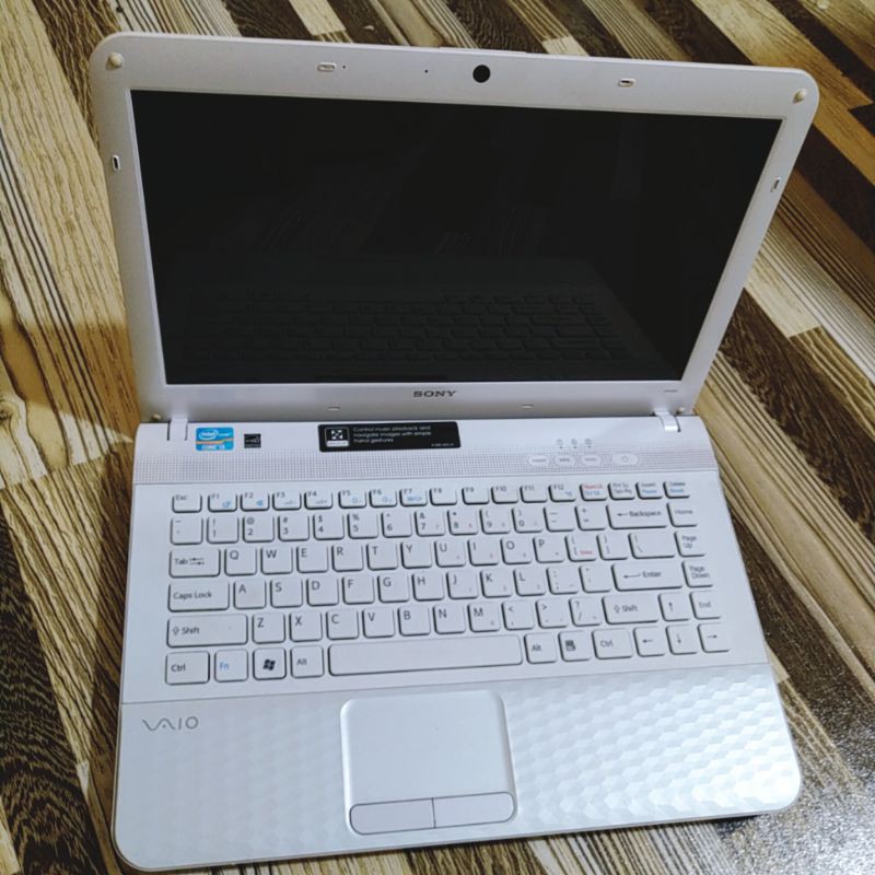 Laptop Sony Vaio - PCG 61A11L