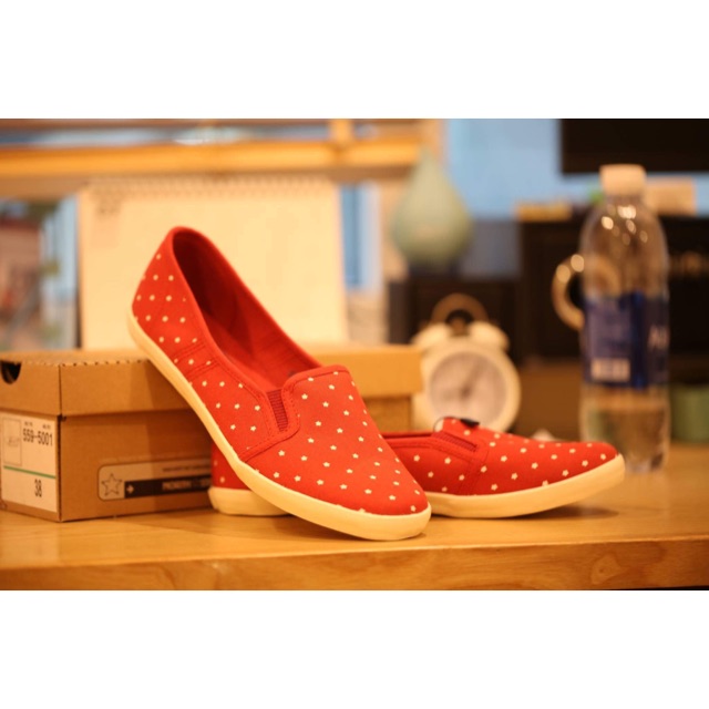 Giầy slip-on North Star
