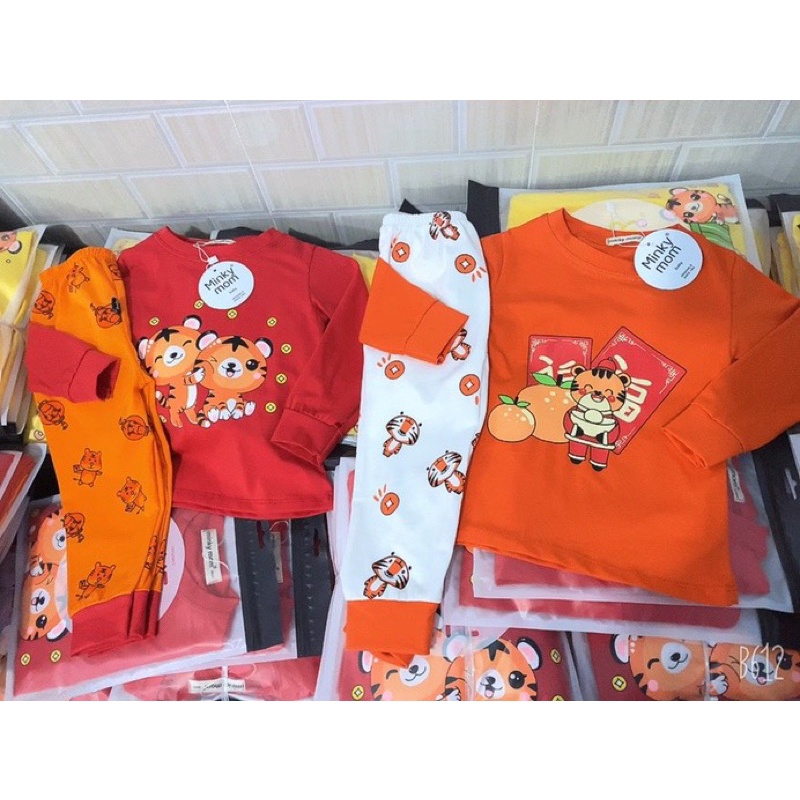 Bộ dài tay cotton in hình dễ thương cho bé trai bé gái size 7-17kg