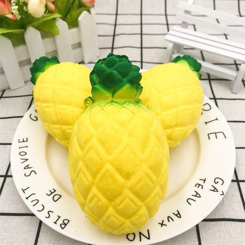 SquiShy quả dứa