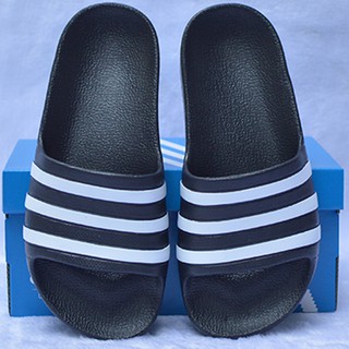 Dép trẻ em Adidas Adilette Aqua Kid màu đen sọc trắng