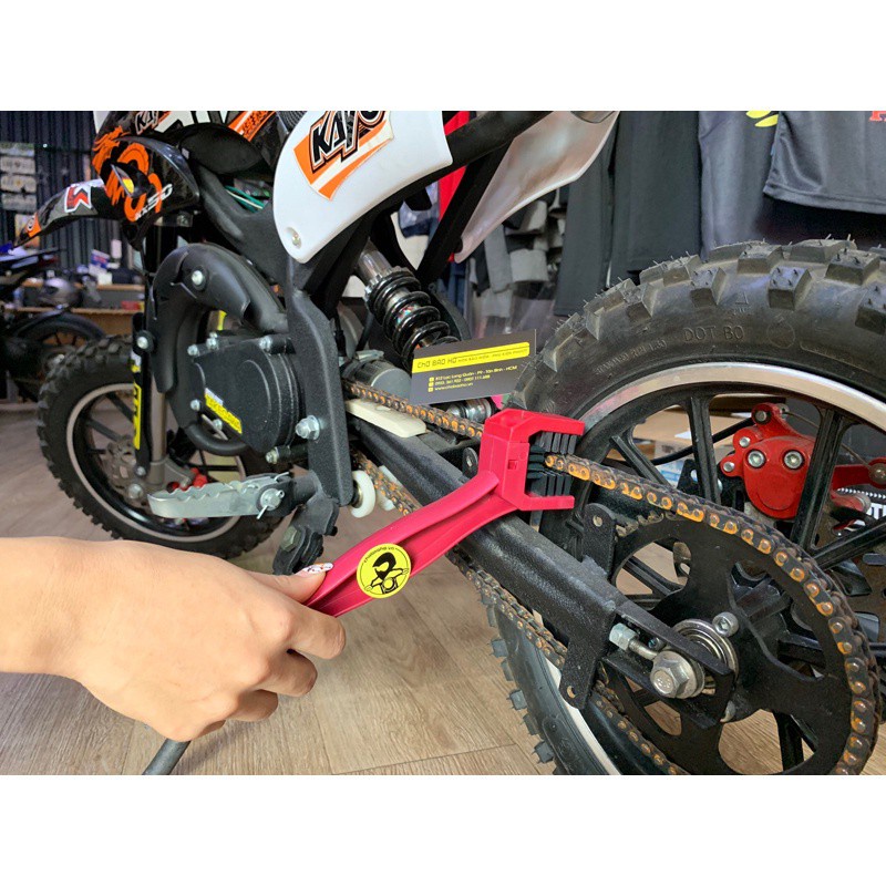 Vệ Sinh Xe Máy Dụng Cụ Chà Sên Hai Đầu