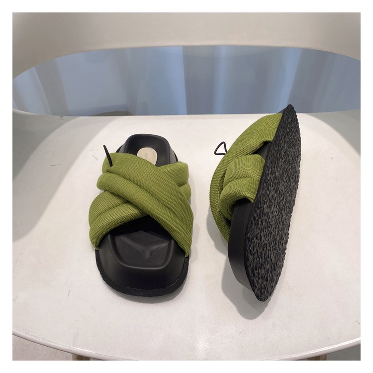 Dép đế bằng quai vải bản to vắt chéo hot trend 2022