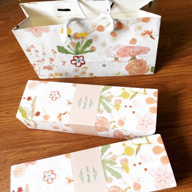 Hộp giấy đựng bánh dứa, bánh quy mẫu Thank you cỡ 22*7*5 cm