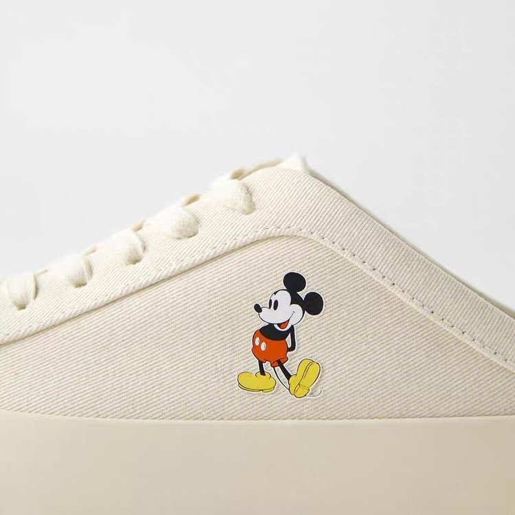 Giày lười vải Canvas in hình chuột Mickey dễ thương | BigBuy360 - bigbuy360.vn