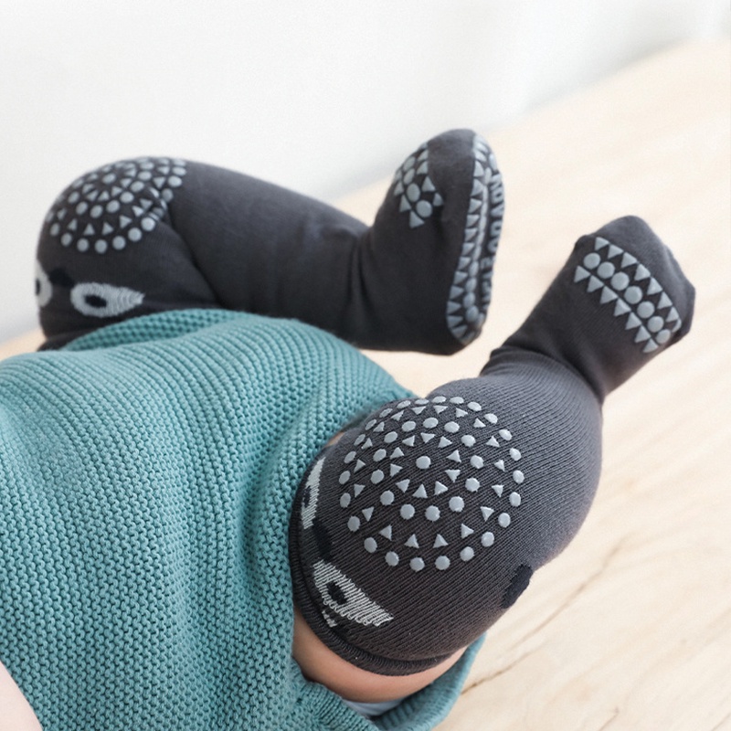 Vớ Chống Trượt Họa Tiết Hoạt Hình Thời Trang Thu Đông Cho Bé