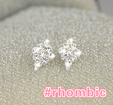 Khuyên Tai Đính Pha Lê Thiết Kế Đa Dạng Thời Trang Cho Nữ