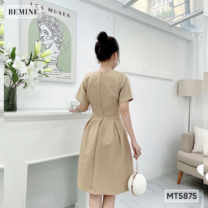 Đầm cổ tròn ngực viền nổi BEMINE MT5875