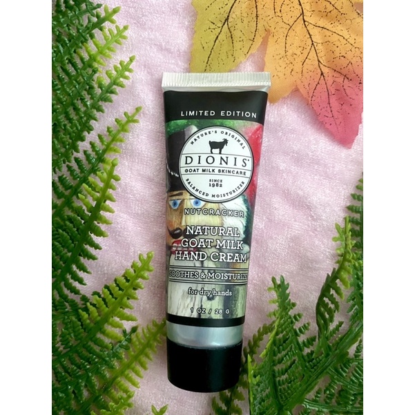 Kem Dưỡng Da Tay Tinh Chất Sữa Dê Dionis Goat Milk Hand Cream