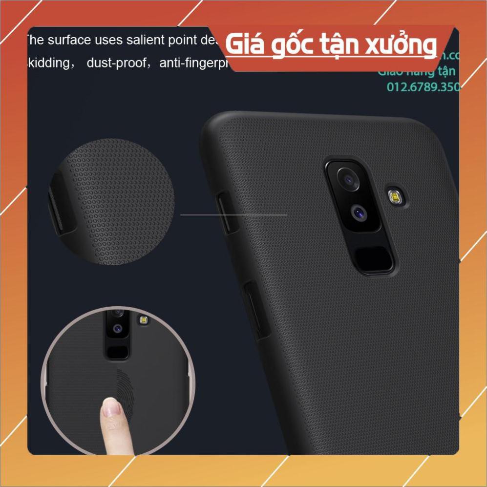 Ốp lưng sần Samsung Galaxy A6 Plus 2018 Nillkin mặt lưng nhung mịn (Tặng miếng dán màn hình từ tính) - Hàng chính hãng