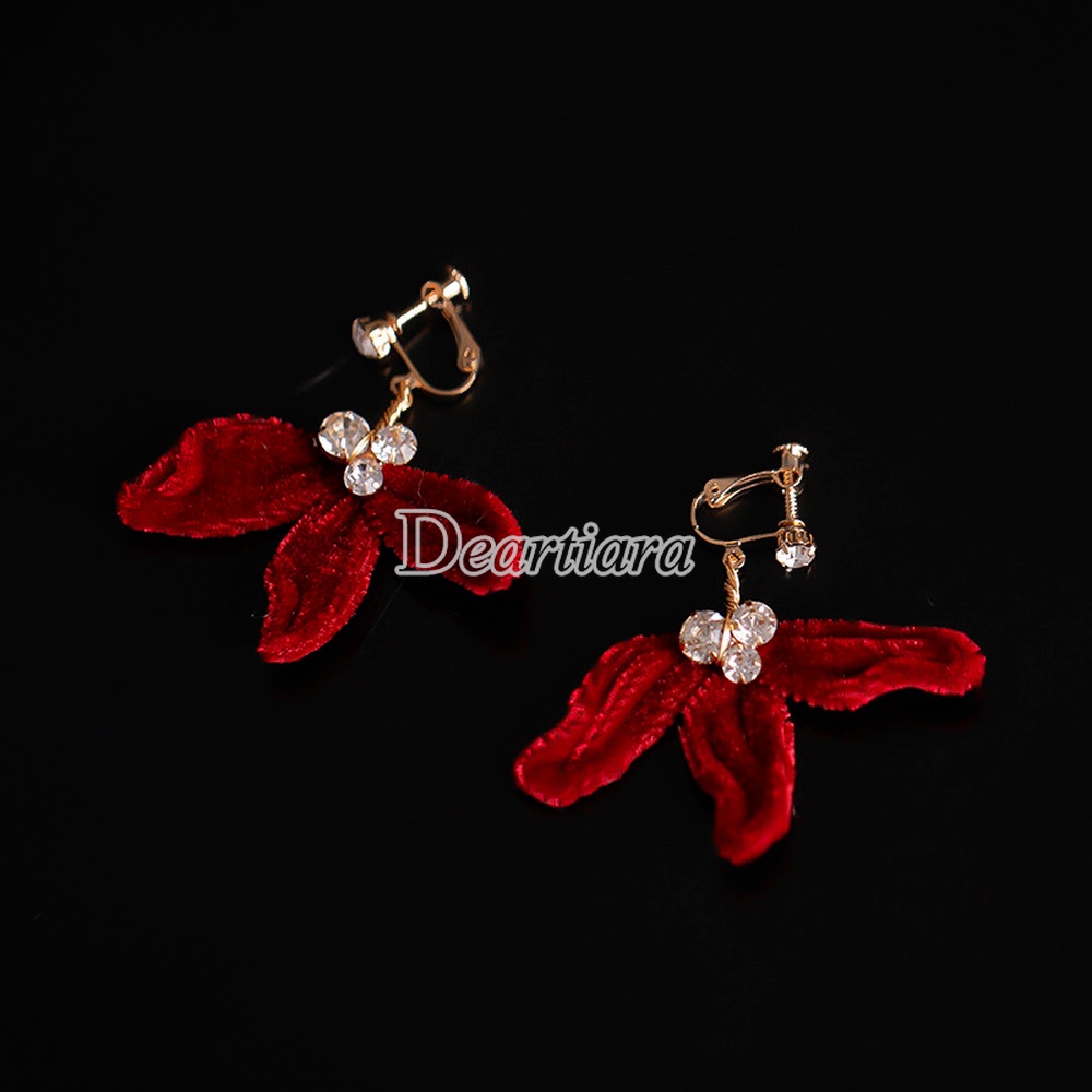 Bộ băng đô và bông tai xinh xắn dành cho cô dâu