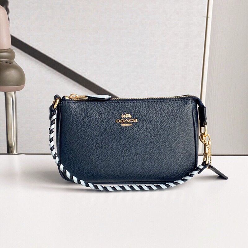Túi COACH NOLITA 19 WITH WHIPSTITCH da thật siêu sang chảnh