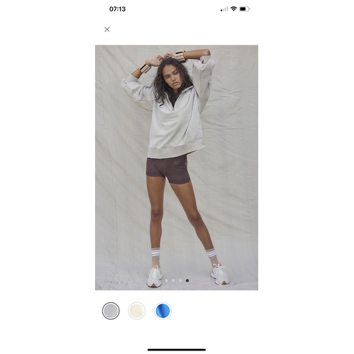 - Áo Hoodie nỉ da cá