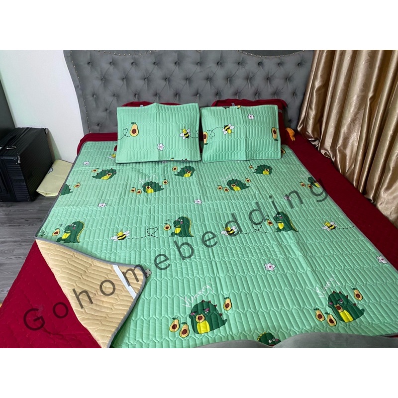 Chiếu Điều Hoà Cotton Poly Cao Cấp 3 Lớp chống trơn có chun cố định 4 góc