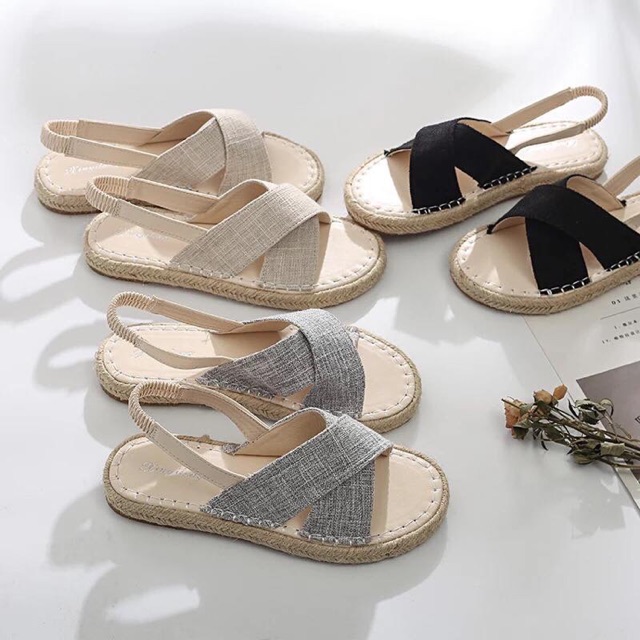 Những mẫu giày dép xu hướng