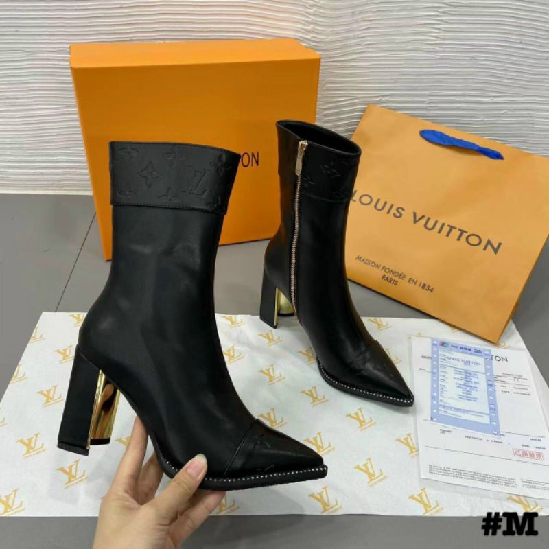 boot l.v về thêm cả màu đen