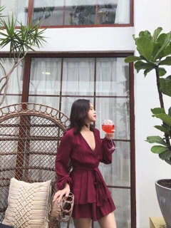 JUMPSUIT TẦNG CỔ V CỘT EO