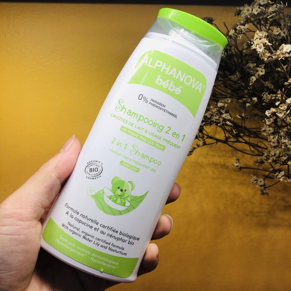 Dầu gội hữu cơ cho bé 2 trong 1 Alphanova Bebe 200ml