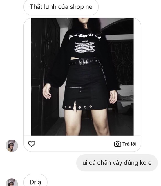 Chân váy khoá ring dây xích. | BigBuy360 - bigbuy360.vn