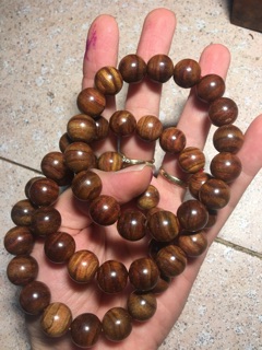 Vòng tay gỗ sưa quảng bình