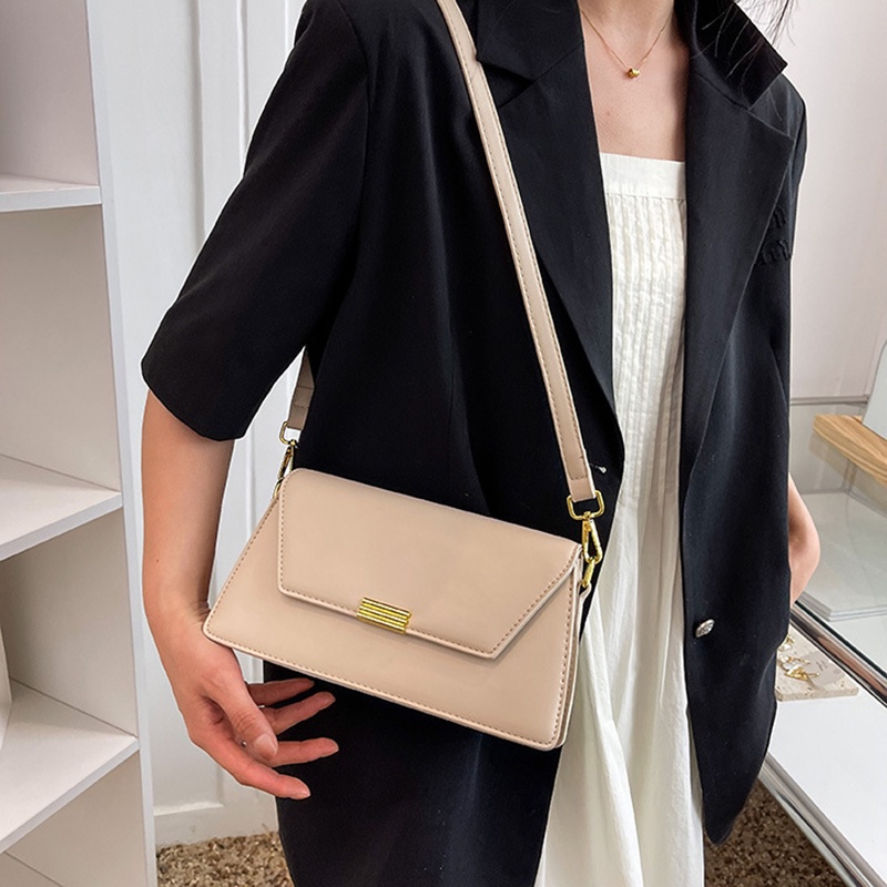 Túi đeo chéo IELGY hình vuông nhỏ màu sắc đơn giản có khóa từ thời trang cho nữ