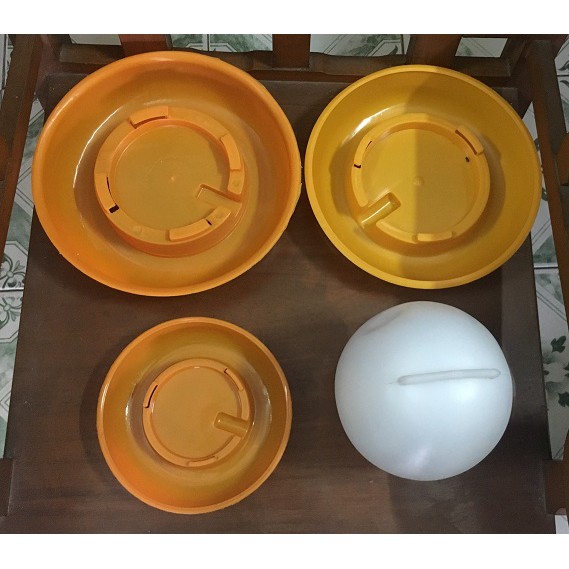 Máng Uống Cho Gà Vịt