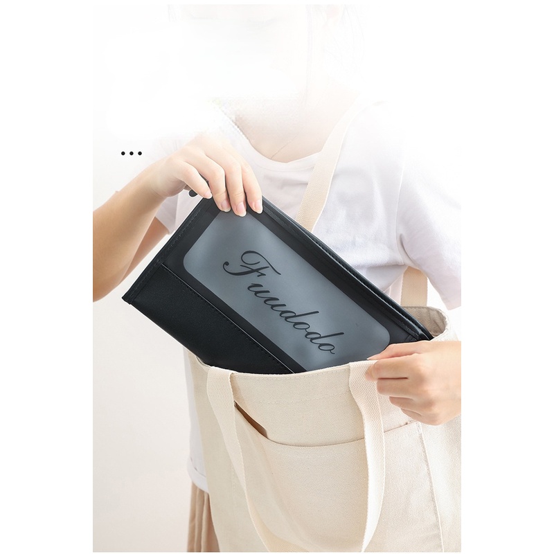 Túi Đựng Mỹ Phẩm Du Lịch Hình Tam Giác Chống Thấm Nước Tiện Dụng