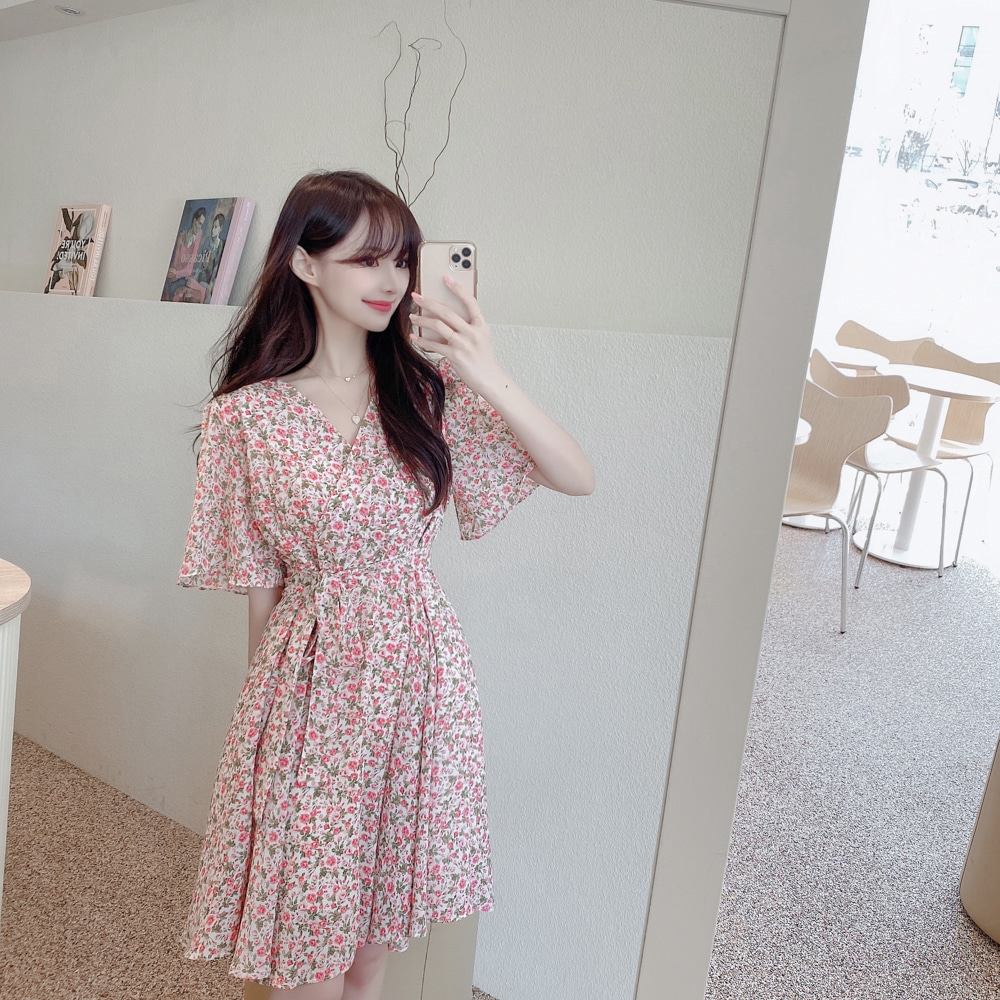 Đầm tay ngắn cổ chữ V in hoa thời trang cổ điển 33670