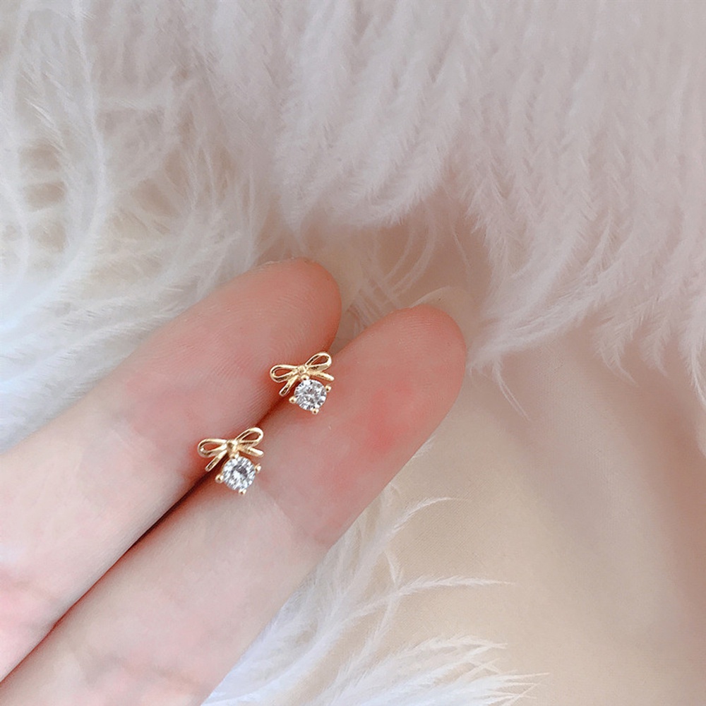 Khuyên Tai Hình Trái Tim Phong Cách Retro Thời Trang Cho Nữ