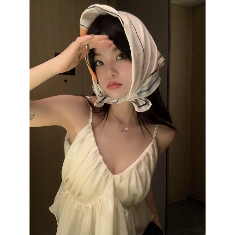 Áo Hai Dây Cổ Chữ V Dáng Rộng Xếp Ly Quyến Rũ Dễ Phối Đồ Phong Cách Hàn Quốc