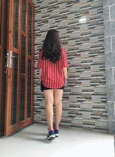 Áo Sơ mi oversize đỏ 2 sọc trắng - tay ngắn