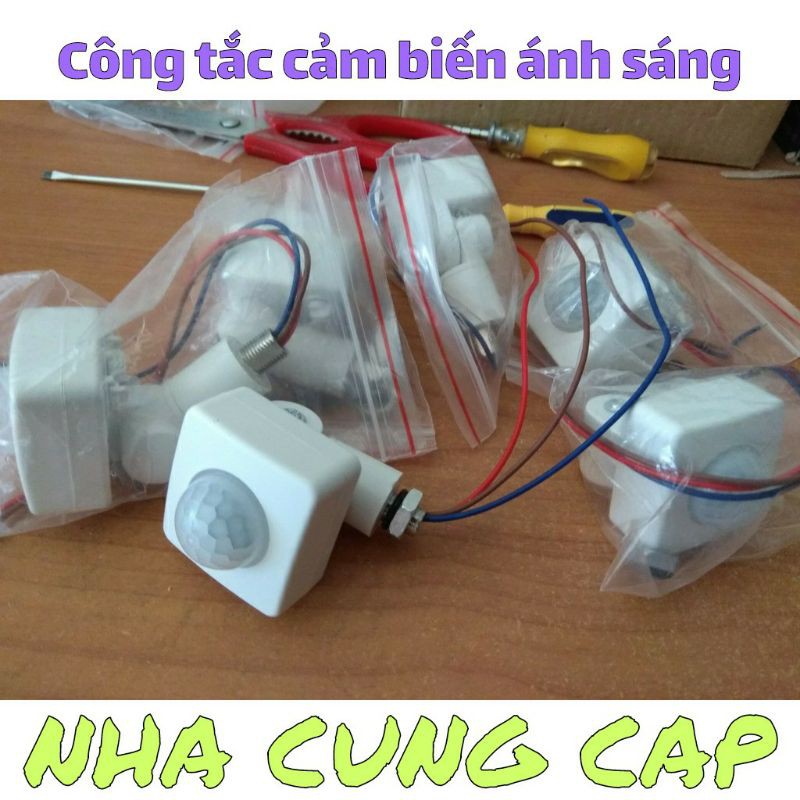 BỘ CÔNG TẮC CẢM BIẾN ÁNH SÁNG CHUYỂN ĐỘNG