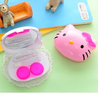 HỘP ĐỰNG KÍNH ÁP TRÒNG HELLO KITTY