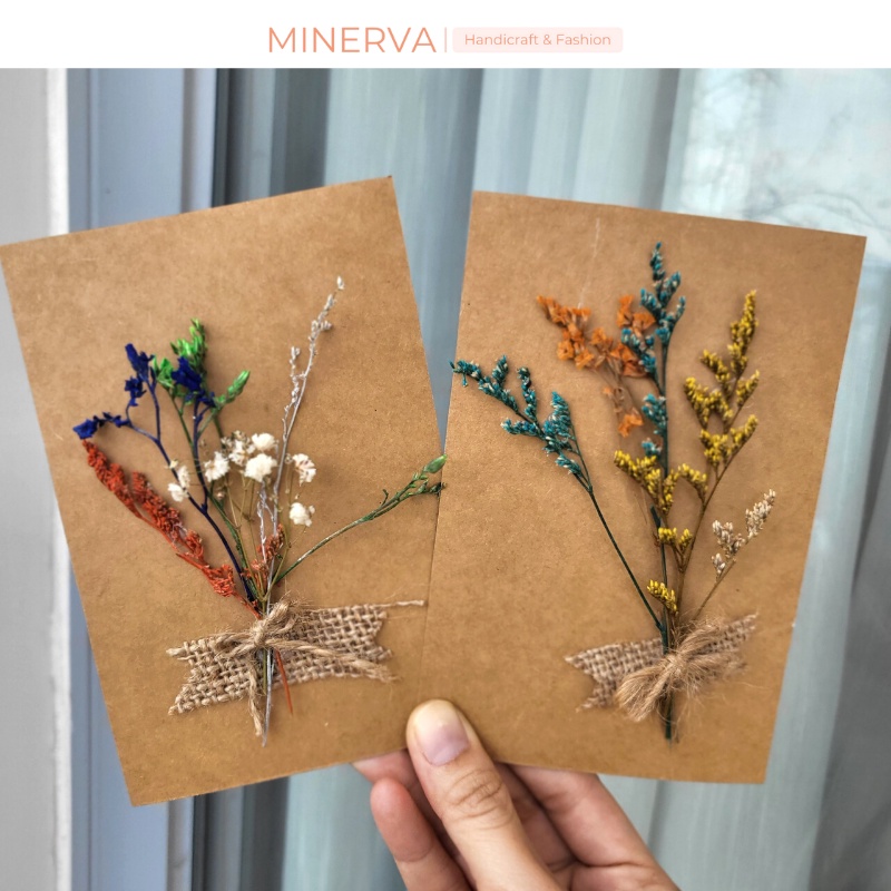 Thiệp hoa khô vintage 10x15 cm HM004 nhiều màu sắc phong cách vintage (giao mẫu ngẫu nhiên)
