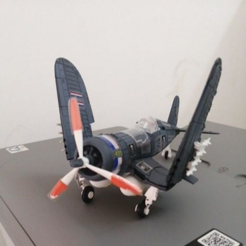 Bộ mô hình tự lắp ráp (DIY)-Máy bay VOUGHT F4U CORSAIR Tỷ lệ 1:48