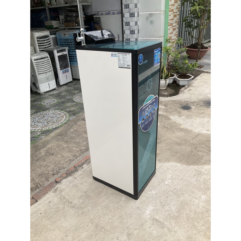 Máy lọc nước RO Karofi Hydrogen KAQ-P95 10 lõi - Hàng trưng bày